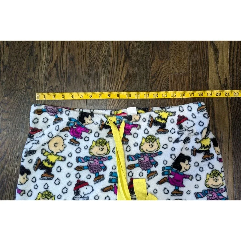 Peanuts Pajama Pants Women's Large Soft Warm Winter Scene EUC